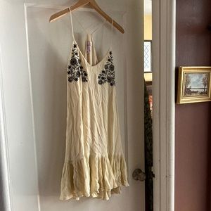 Alya crepe strappy dress with embroidery. lined.